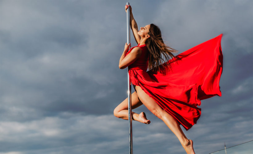 POLE DANCE